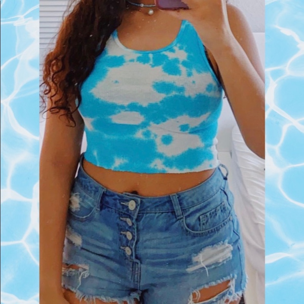 Blue tank top